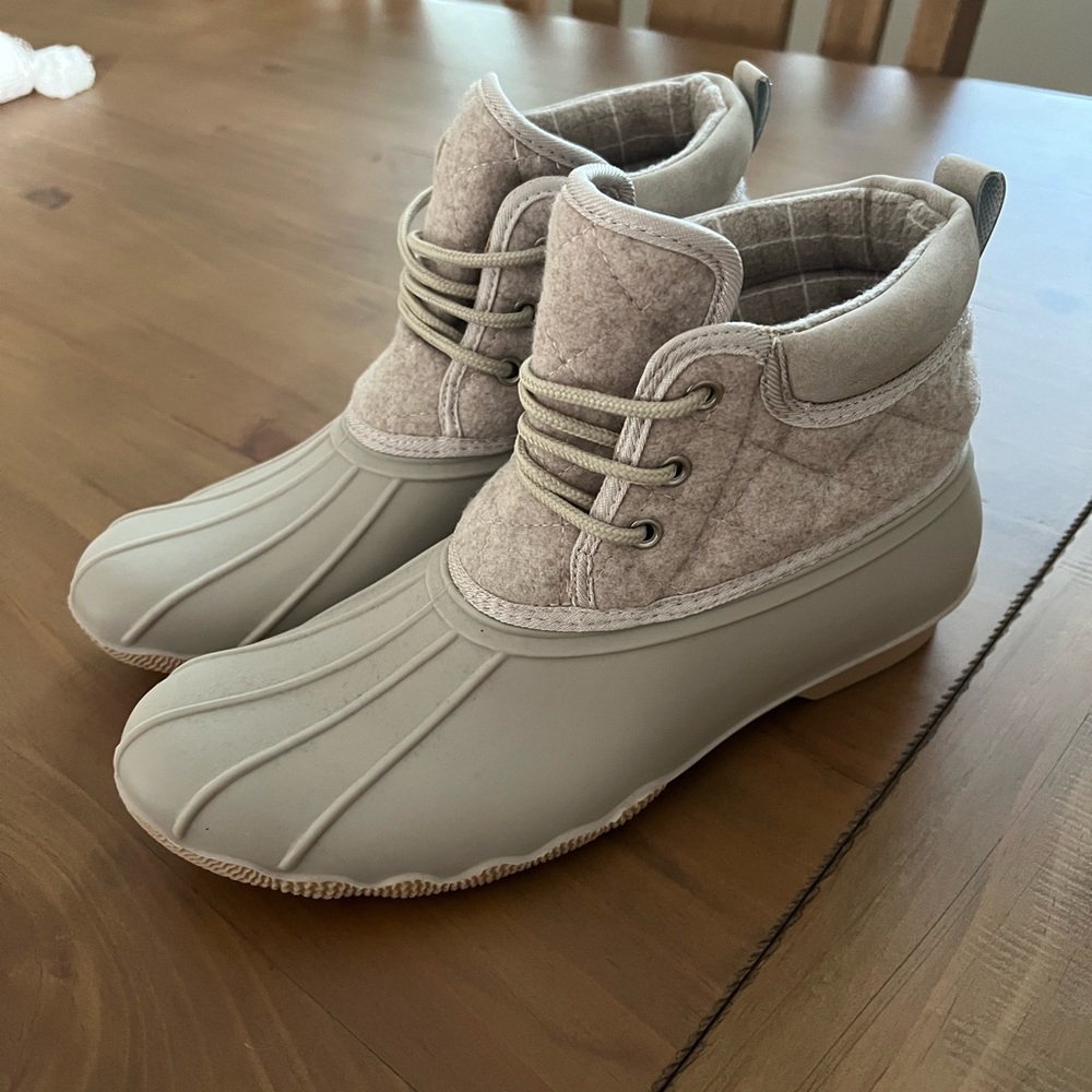 Gypsy Jazz Taupe Winter Boots